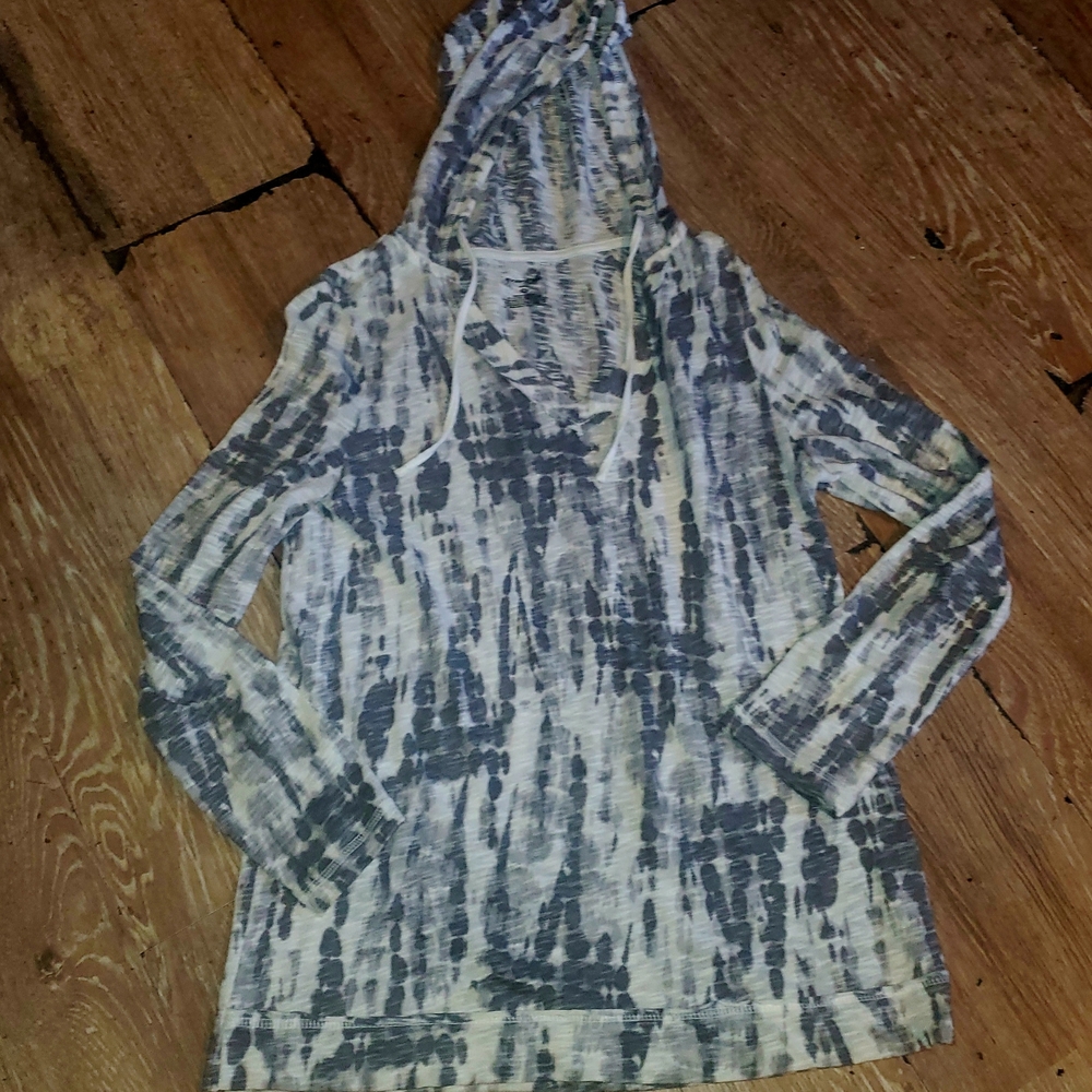 exertek Petite Tie-Dye Pullover Hoodie - Light Blue and Cream